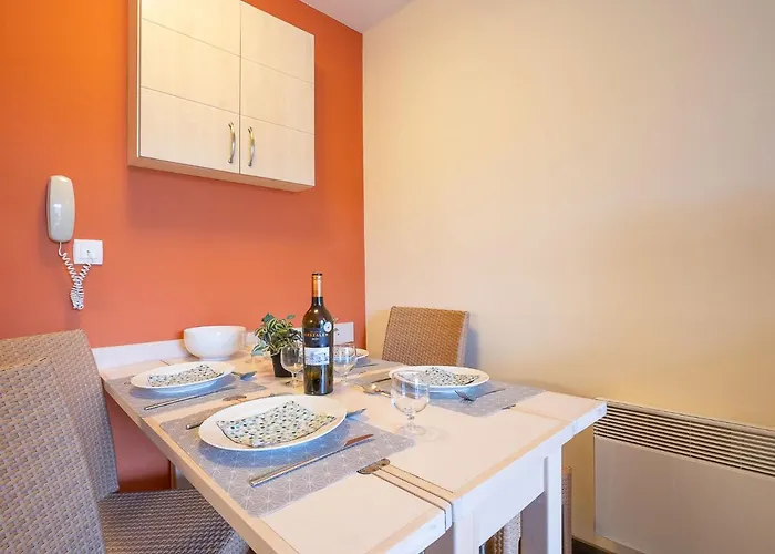 Le Village - B1 419 By Interhome * Saint-Raphael (Var)